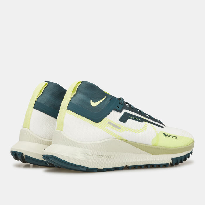 Nike Women's Pegasus Trail 4 GORE-TEX Waterproof Trail Shoe Green image number 3