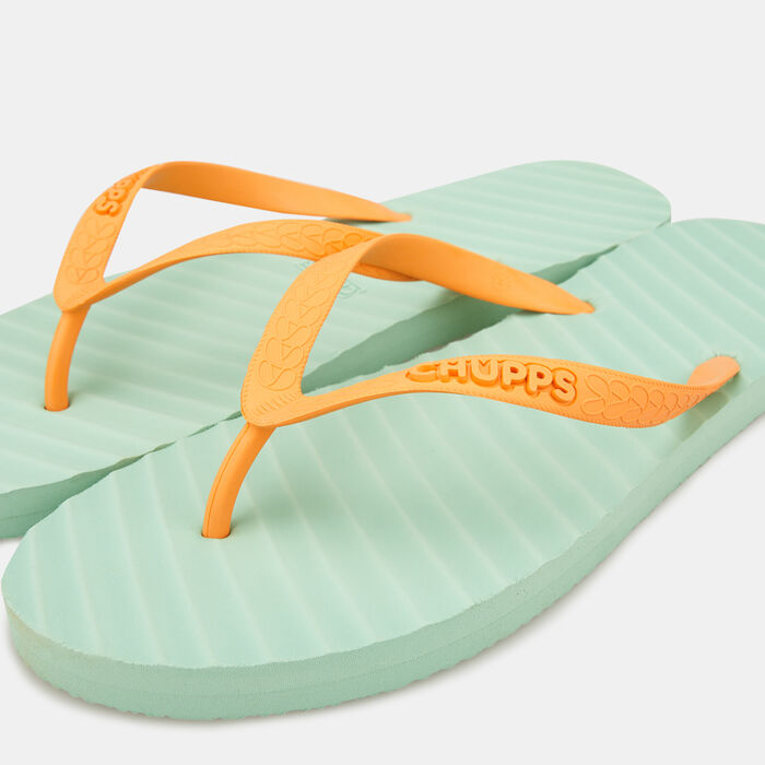Chupps Men's Banana Leaf Flip Flops Green image number 2