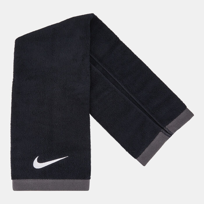 Nike Fundamental Towel (M) Black image number 0