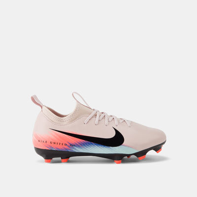 Nike Kids' Mercurial Vapor 16 Academy Multi-Ground Football Shoes Pink