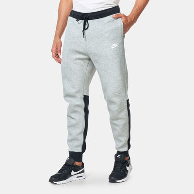 Nike Men's Sportswear Tech Fleece Joggers Grey