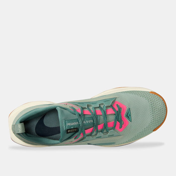 Nike Men's Pegasus Trail 5 GORE-TEX Waterproof Trail-Running Shoes Green image number 3