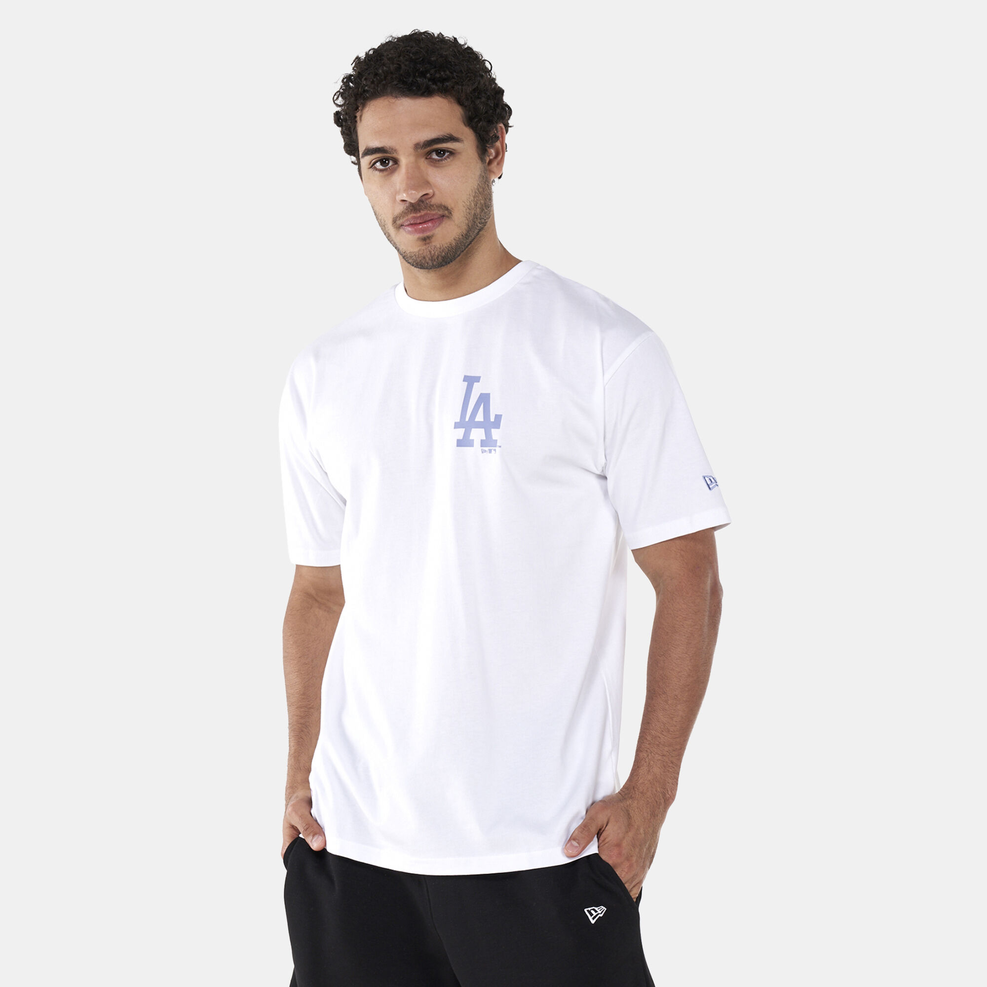 Buy New Era Beige Los Angeles Dodgers Graphic Oversized T-Shirt for Men in  Bahrain