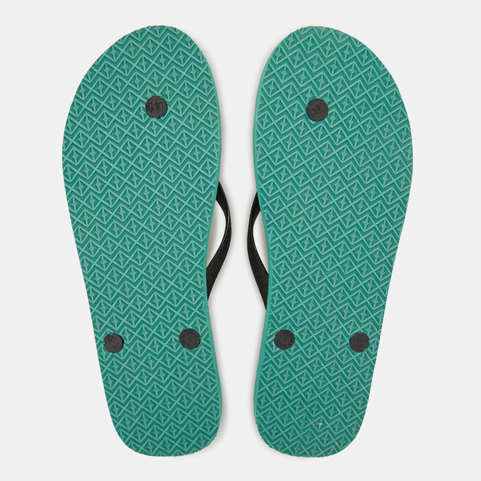 Chupps Men's Banana Leaf Flip Flops Green image number 1