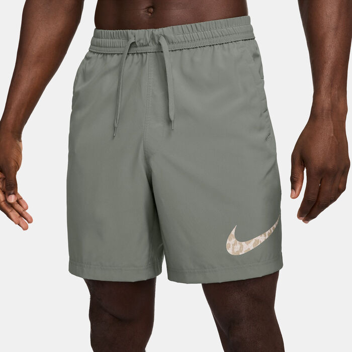 Nike Men's Form Dri-FIT Unlined Versatile Shorts Green image number 0