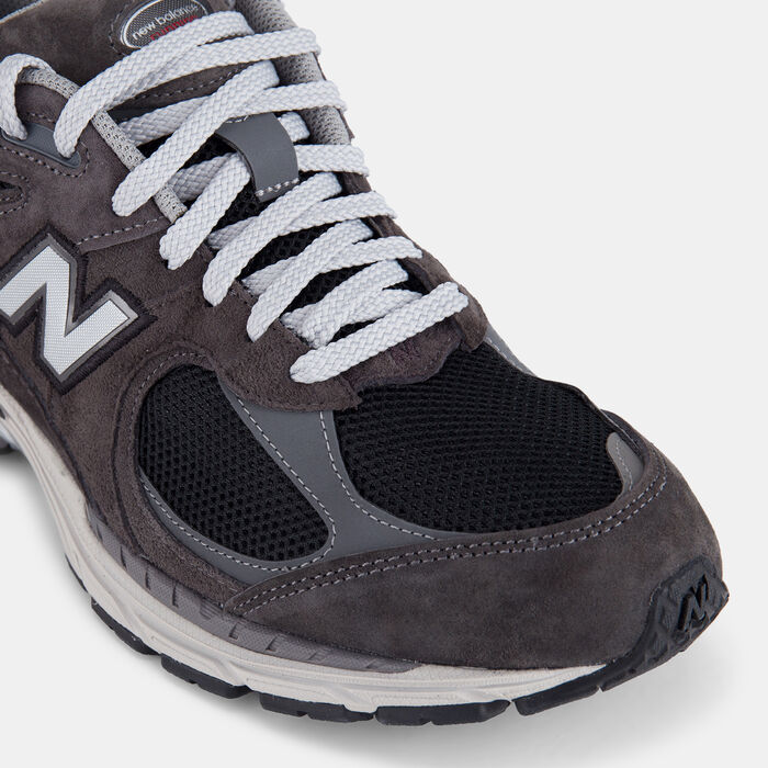 New Balance 2002R Shoes Black image number 4