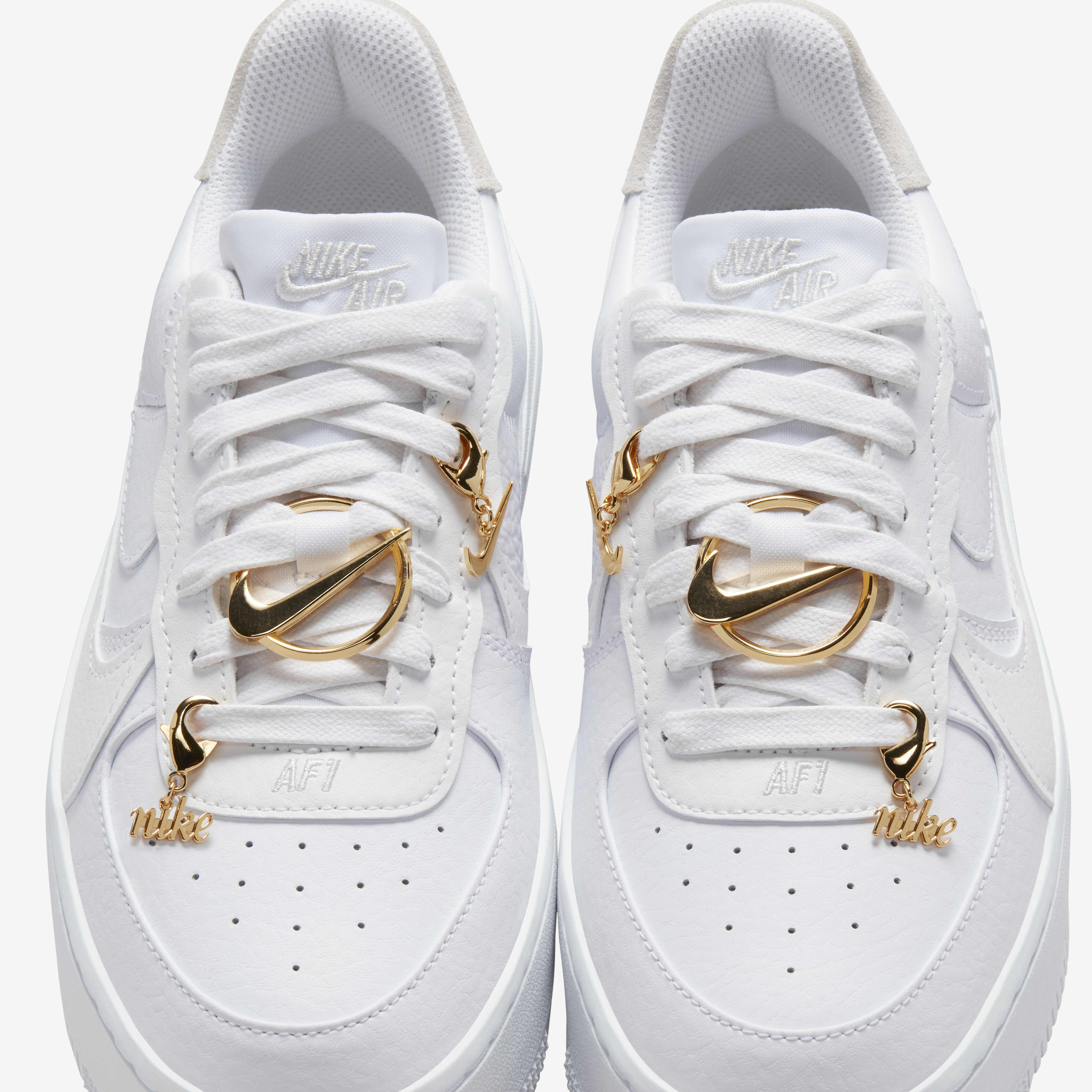 nike air force 1 low gold chain