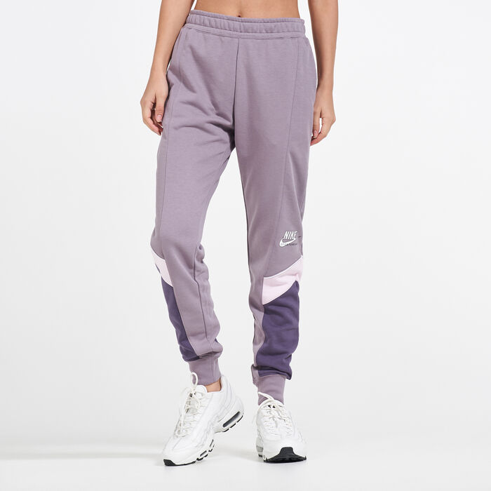 Nike Women's Sportswear Heritage Sweatpants Purple image number 0