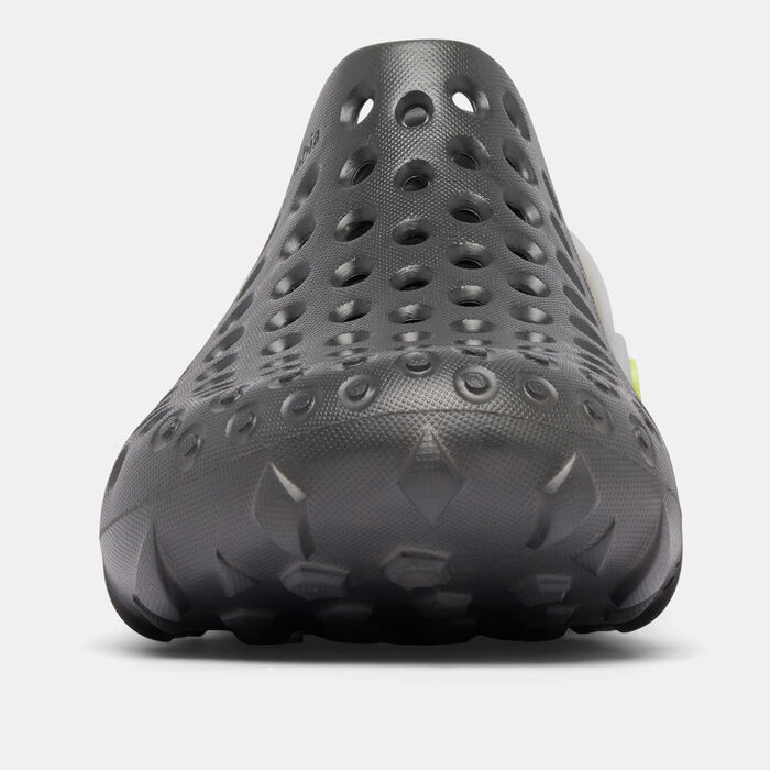 Columbia Men's Creeksider Clogs Black image number 5