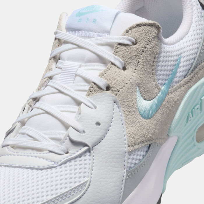 Nike Women's Air Max Excee Shoe White image number 4