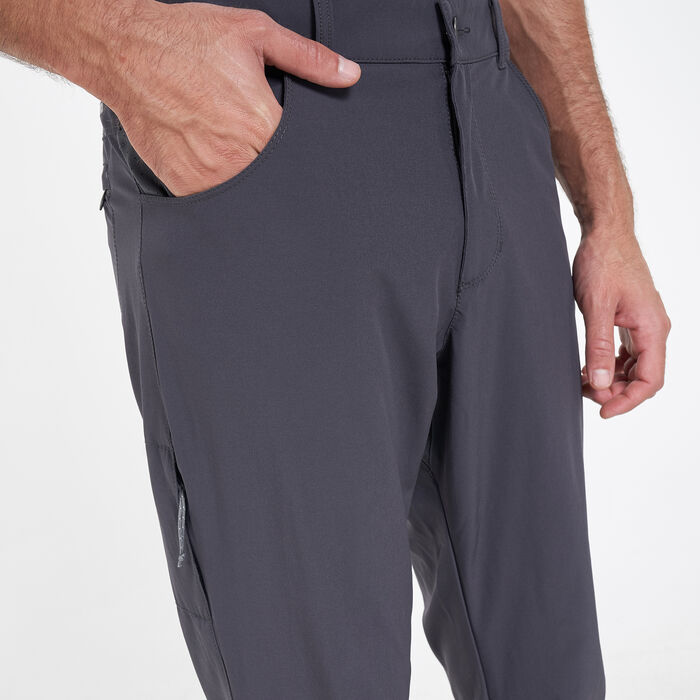 Buy Columbia Men's Outdoor Elements™ Stretch Pants Black in Dubai, UAE -SSS