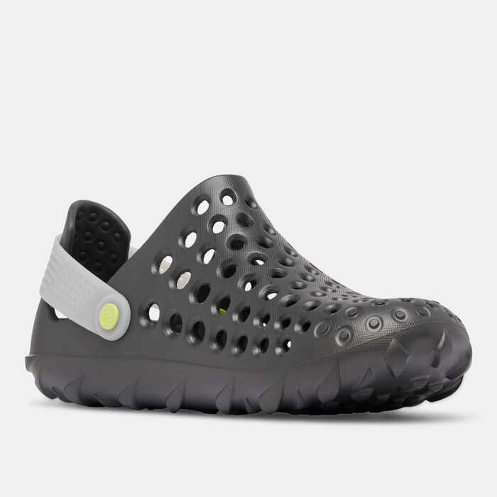 Columbia Men's Creeksider Clogs Black image number 0