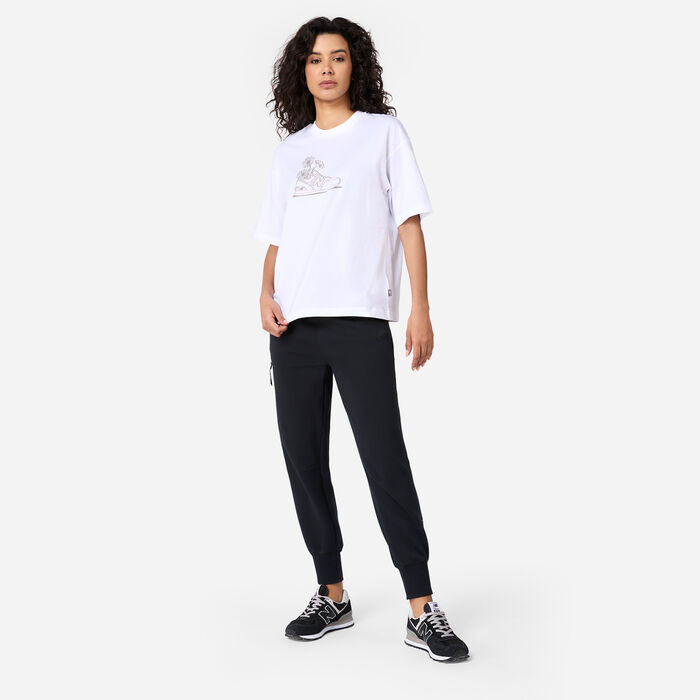 New Balance Women's Flower Graphic T-Shirt White image number 2
