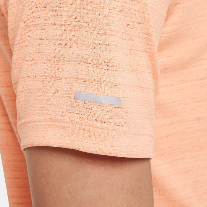 Nike Kids' Miler Run Division T-Shirt (Older Kids) Peach image number 4