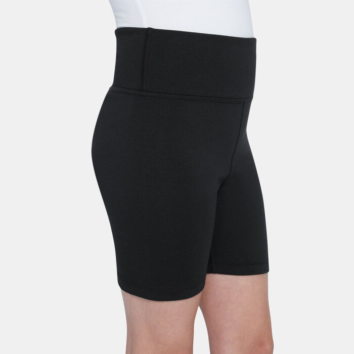 Nike Kids' Sportswear Classic High-Waisted Bike Shorts Black image number 2
