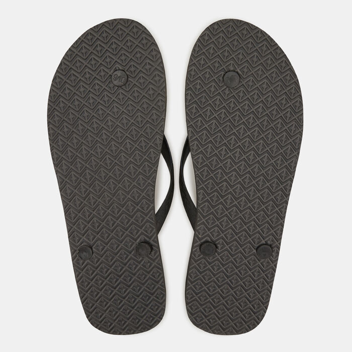 Chupps Men's Banana Leaf Flip Flops Black image number 1