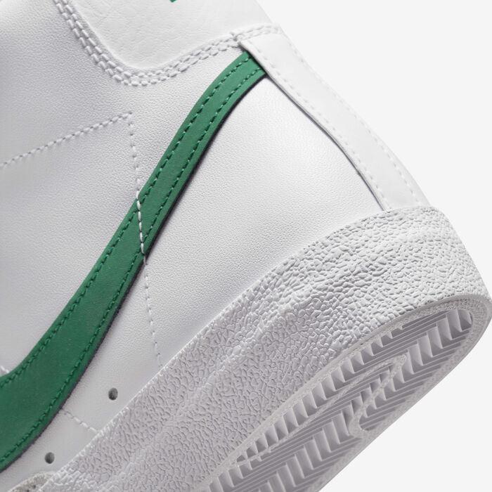 Nike Women's Blazer Mid '77 Shoes White image number 7