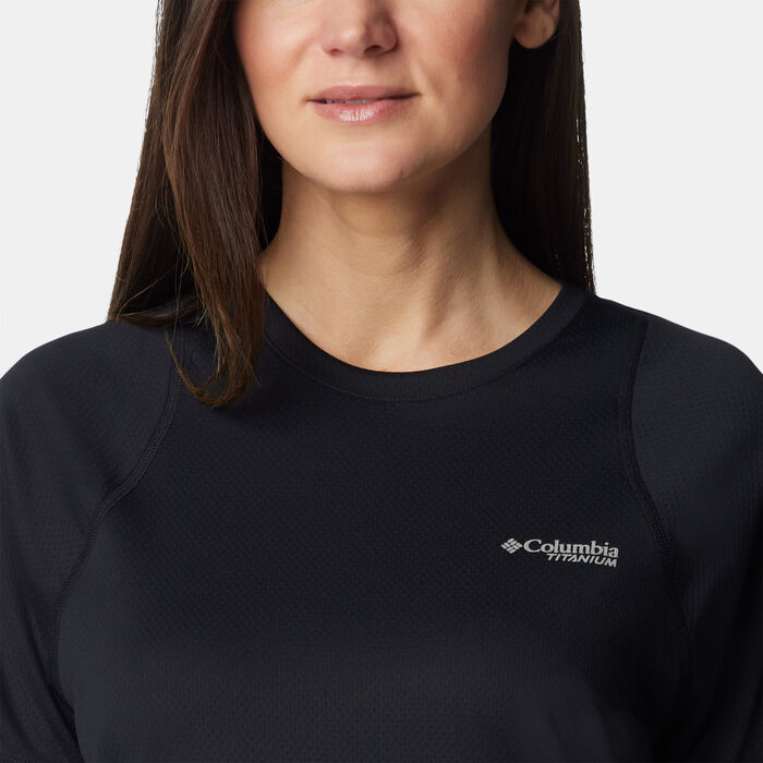 Columbia Women's Summit Valley Hiking T-Shirt Black image number 2