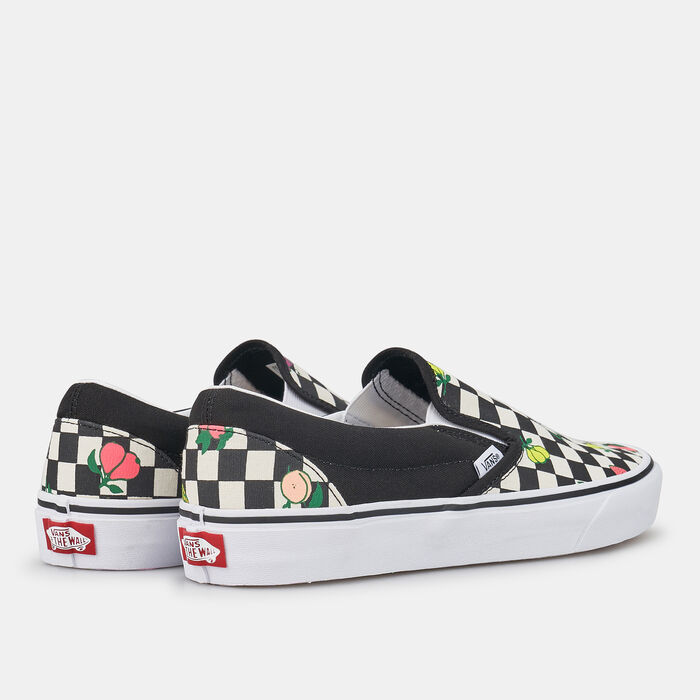 Vans Fruit Checkerboard Classic Slip-On Unisex Shoe Black image number 3