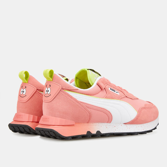 PUMA Men's x SPONGEBOB Rider FV Shoe Pink image number 2