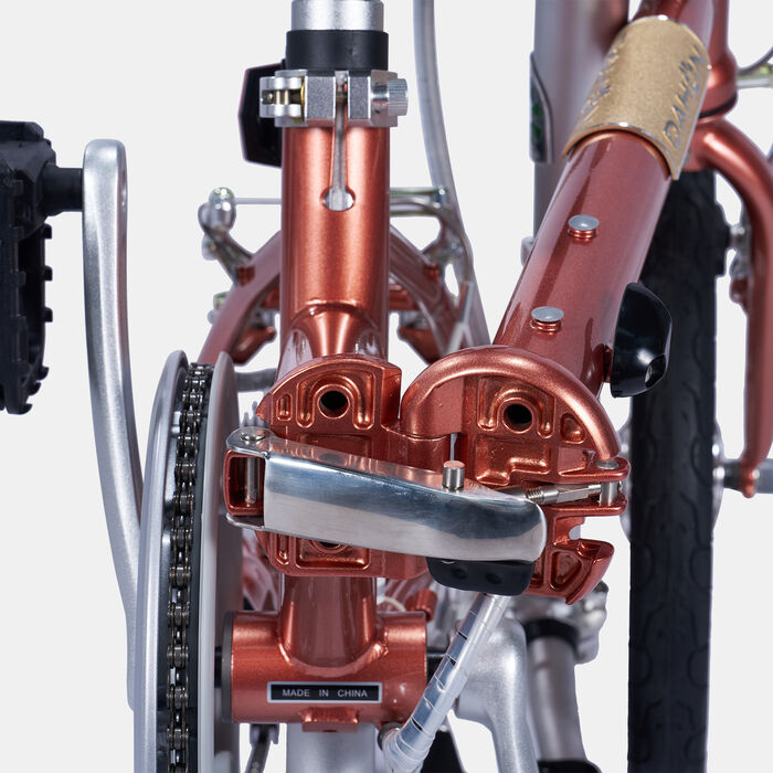 Dahon Bike Boardwalk D7 Folding Bike Metallic image number 5