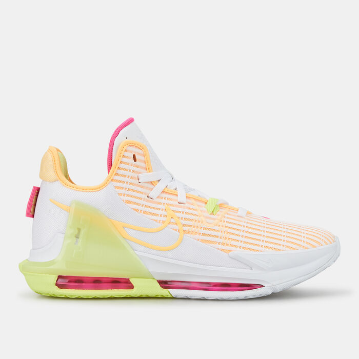 Nike Men's LeBron Witness VI Shoe image number 0