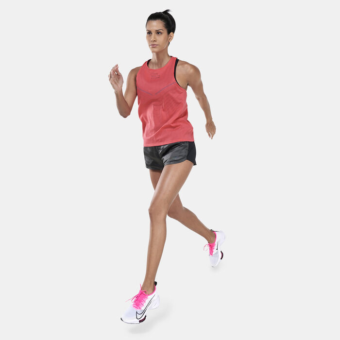 Nike Women's Dri-FIT ADV Run Division Engineered Tank Top Red image number 2