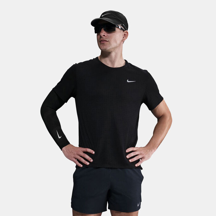 Nike Men's Miler Breathe Dri-FIT Running Top Black image number 0