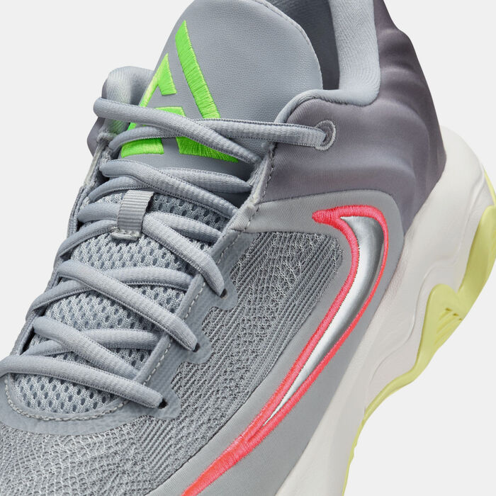 Nike Men's Giannis Immortality 4 Basketball Shoes Black image number 9