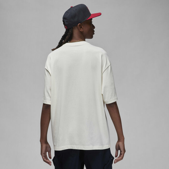 Jordan Men's Flight Essentials Oversized T-shirt White image number 1