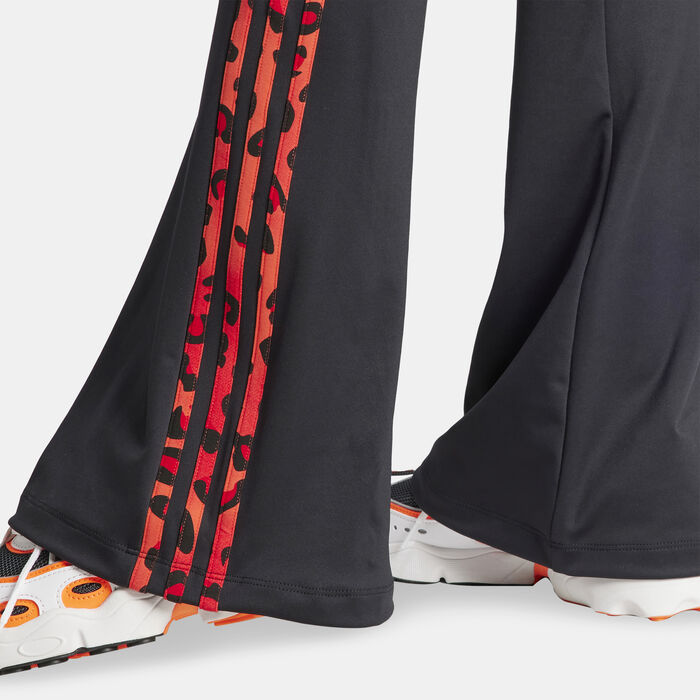 adidas Originals Women's Leopard Luxe 3-Stripes Infill Flared Pants Black image number 4