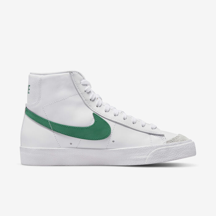 Nike Women's Blazer Mid '77 Shoes White image number 2