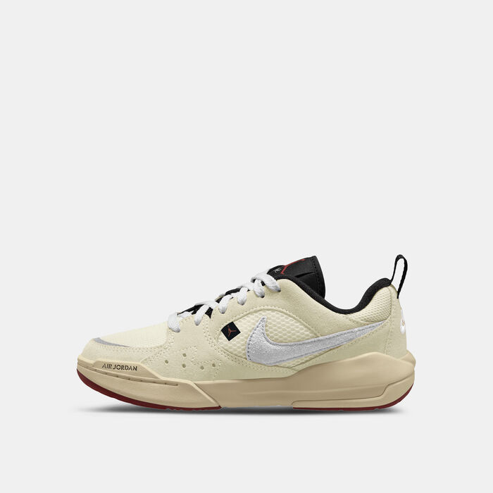 Jordan Kids' CMFT Era Shoes White image number 1