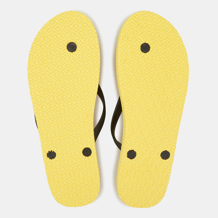 Chupps Men's Banana Leaf Flip Flops Black image number 1