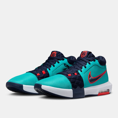 Nike Men's LeBron Witness VIII Basketball Shoes Green