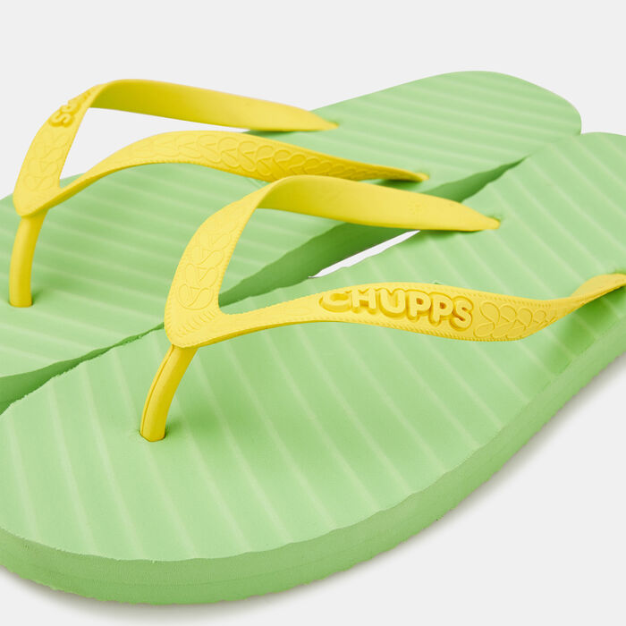 Chupps Men's Banana Leaf Flip Flops Green image number 2