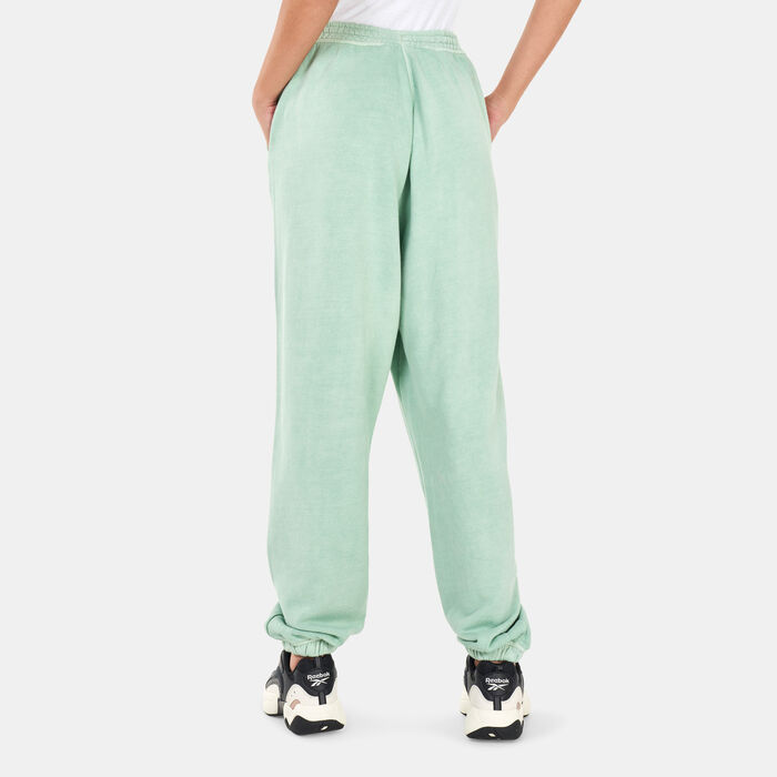 Reebok Women's Classics Natural Dye Small Logo French Terry Sweatpants Green image number 1