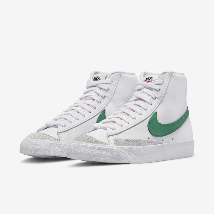 Nike Women's Blazer Mid '77 Shoes White image number 4