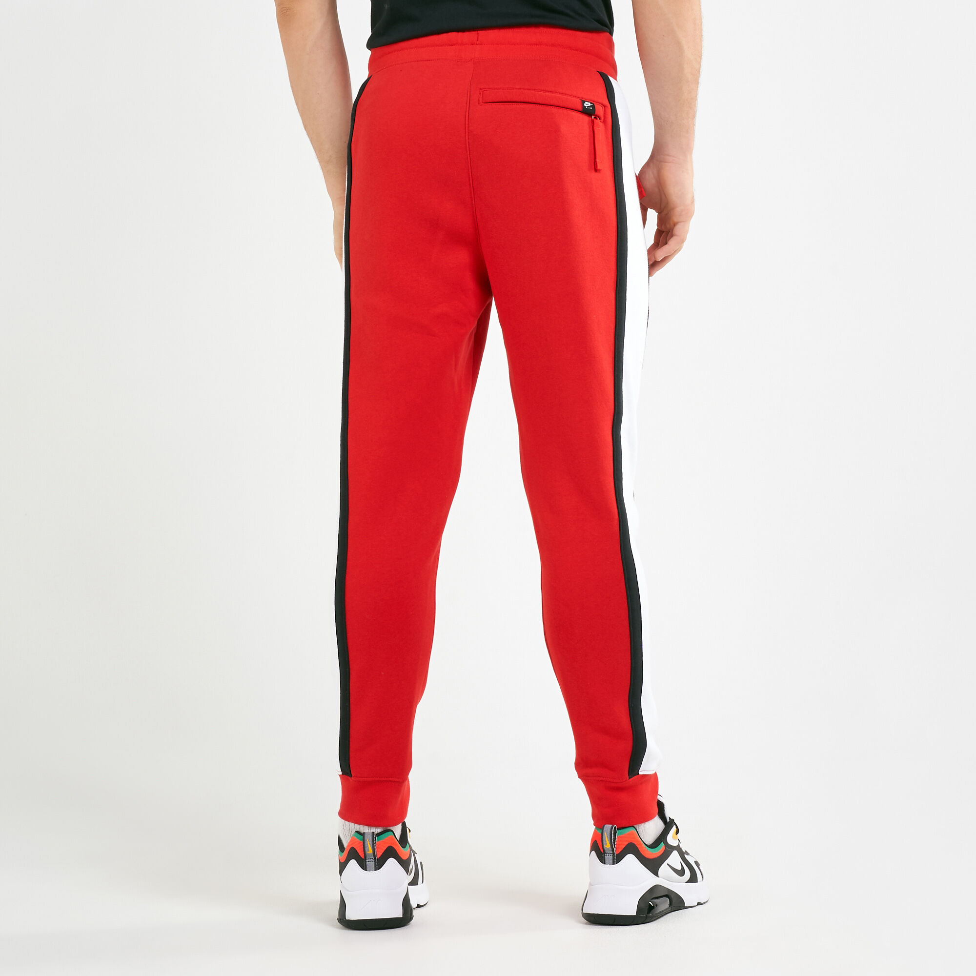 Buy Nike Men's Fleece Air Pants in Dubai, UAE | SSS