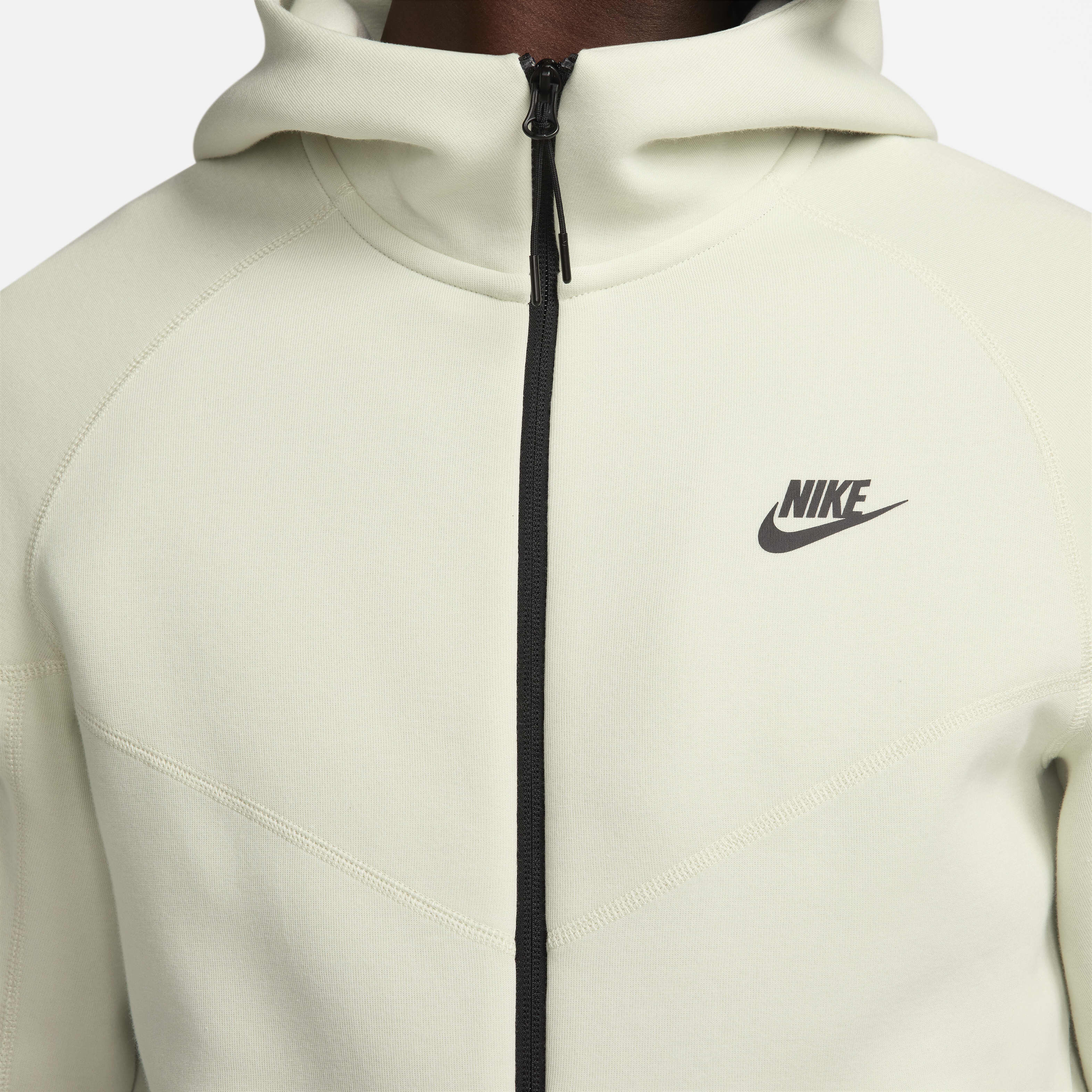 nike men's white fleece jacket