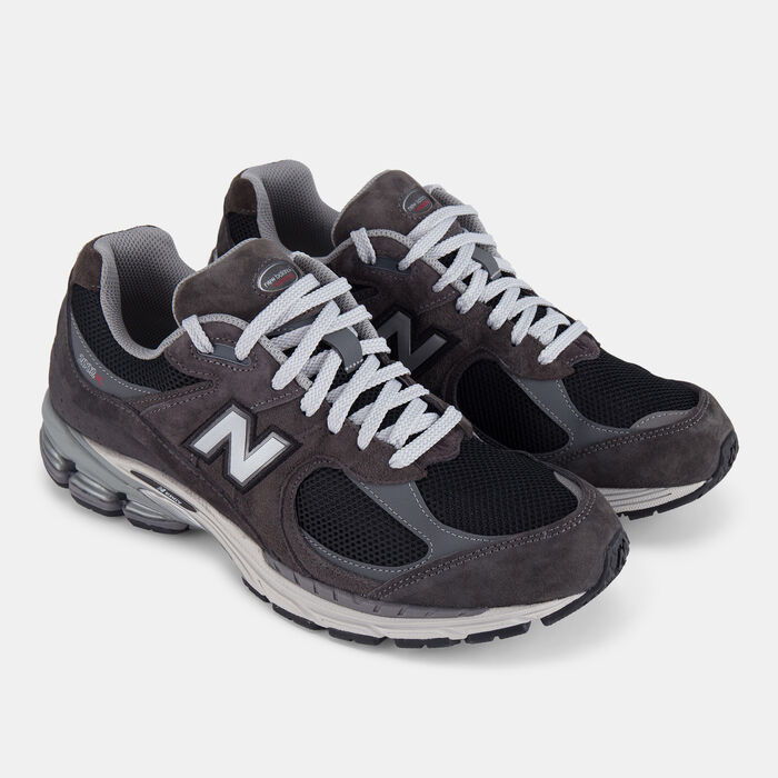 New Balance 2002R Shoes Black image number 1