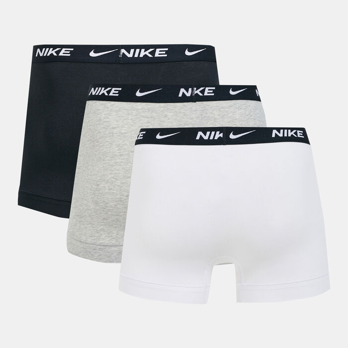 Buy Nike Men's Dri-FIT Essential Everyday Boxer Briefs (3 Pairs) White ...