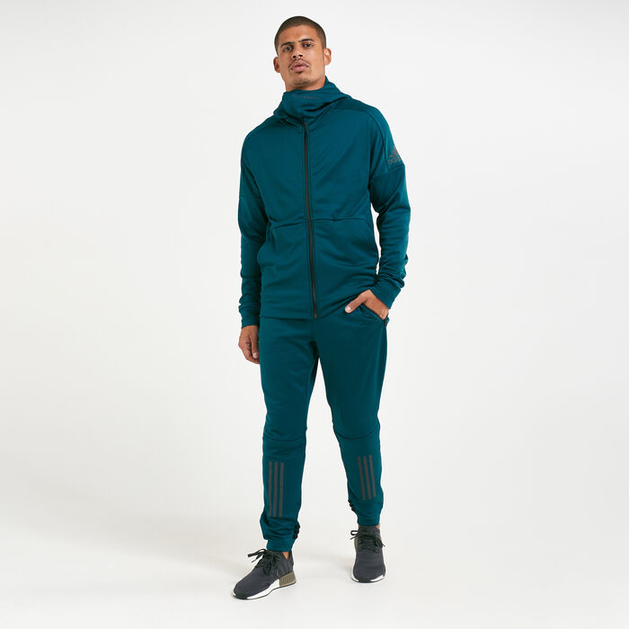 Can someone help ID the pants in this product pic? : r/adidas