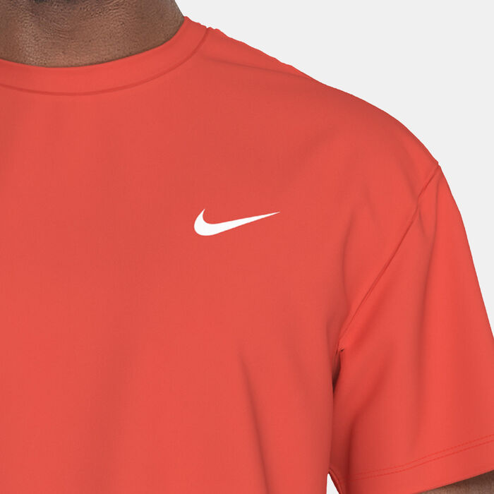 Nike Swim Men's Icon Hydro Rashguard Red image number 4