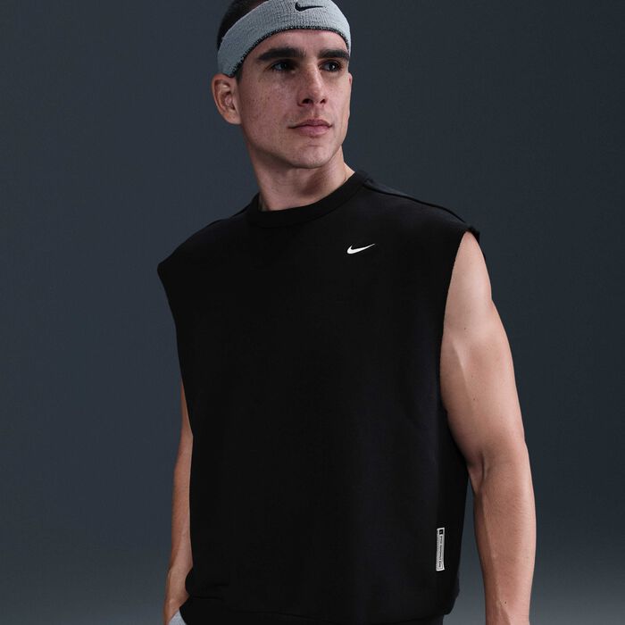 Nike Men's Standard Issue Dri-FIT Sleeveless Basketball Sweatshirt Black image number 0