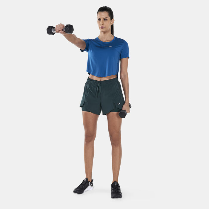 Nike Women's Flex Essential 2-in-1 Training Shorts Green image number 2