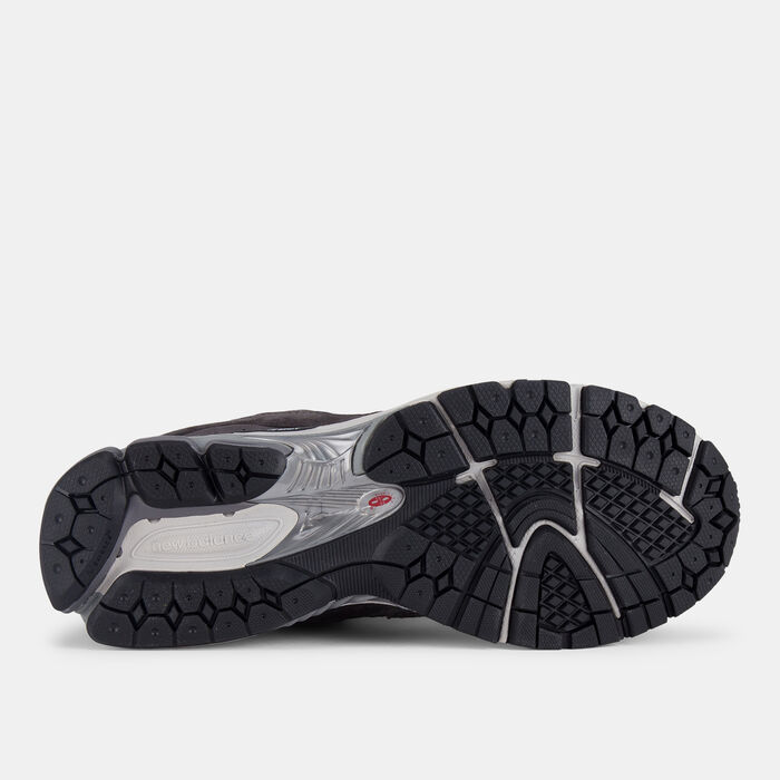 New Balance 2002R Shoes Black image number 3