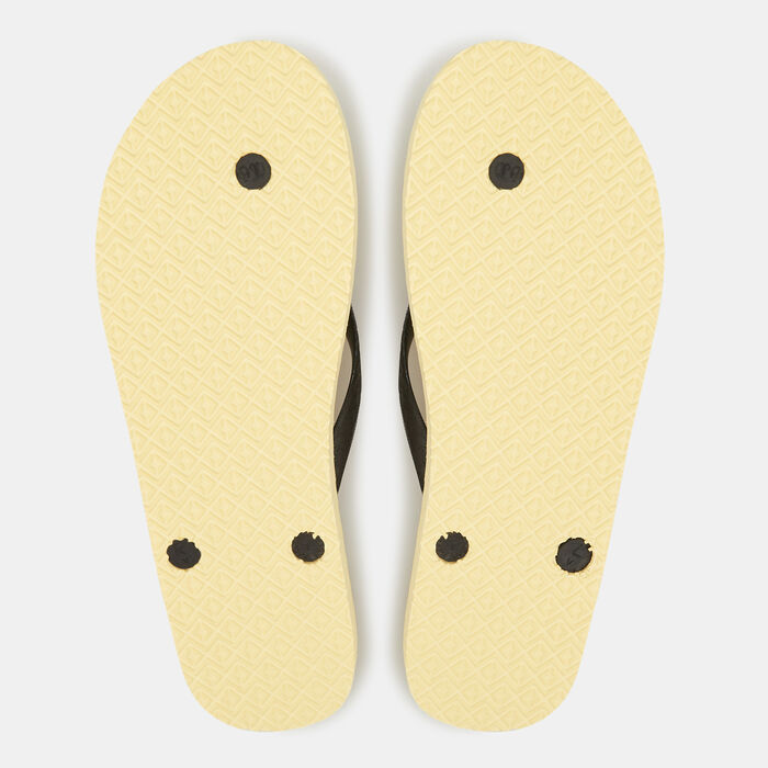 Chupps Men's Banana Leaf Flip Flops Black image number 1