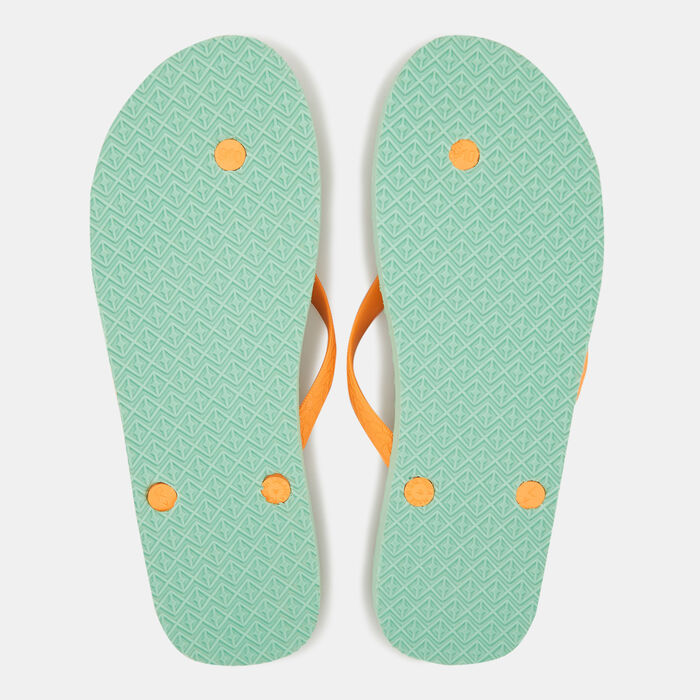 Chupps Men's Banana Leaf Flip Flops Green image number 1