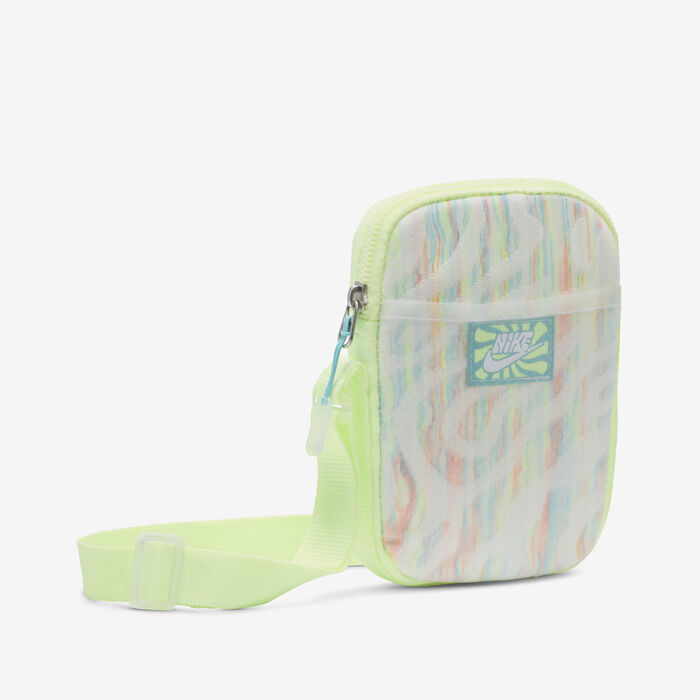 Nike Heritage Cross-Body Bag (Small) Green image number 2